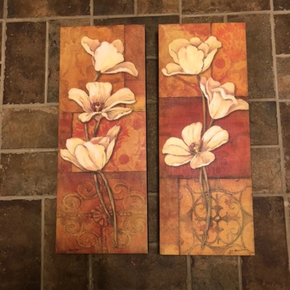 Matching canvas pictures
